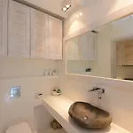 Luxury White Maisonette וילה קלפטיס