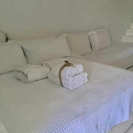 빌라 Luxury White Maisonette