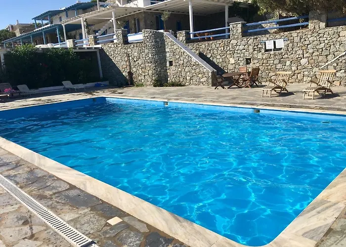 Villa Luxury White Maisonette *