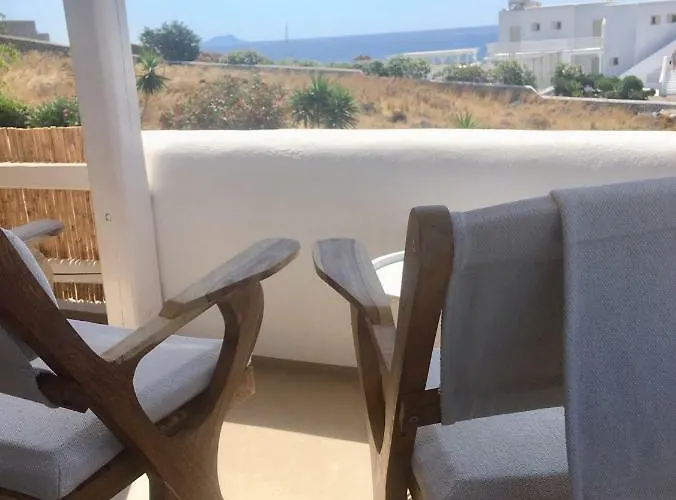 Luxury White Maisonette * קלפטיס